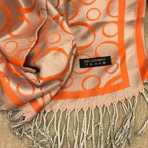 100% Cashmere reversible scarf 🧣 Never used!